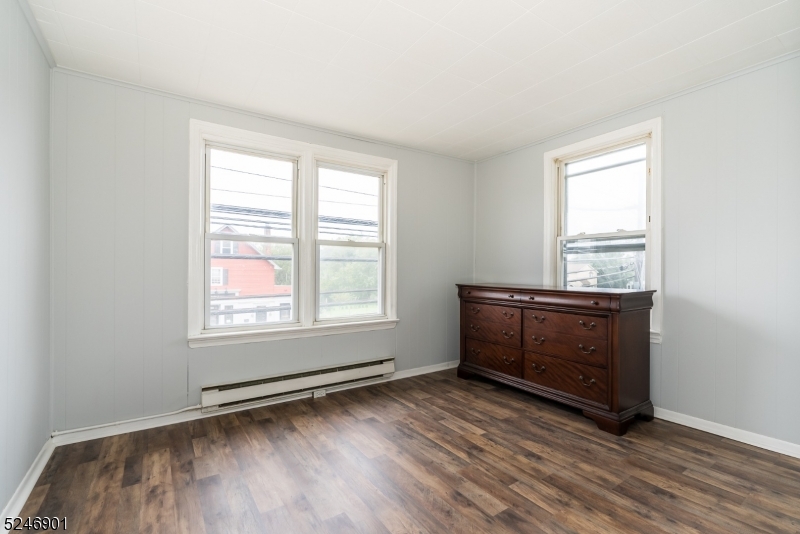 104 Ridgedale Ave