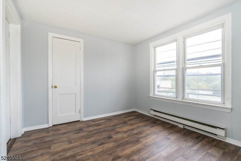 104 Ridgedale Ave