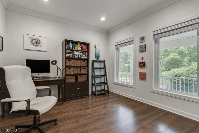 19 Erskine Dr