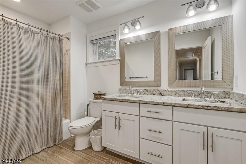 19 Erskine Dr