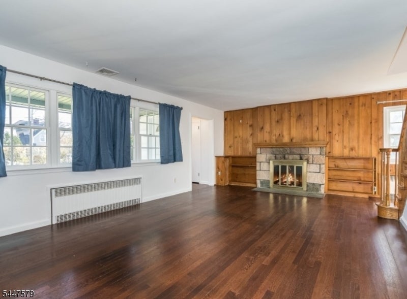130 Littleton Rd