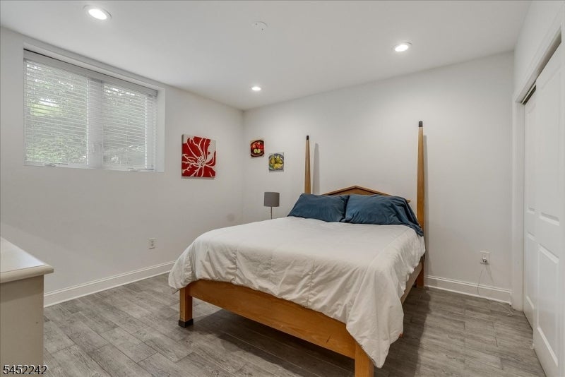 23 Erskine Dr