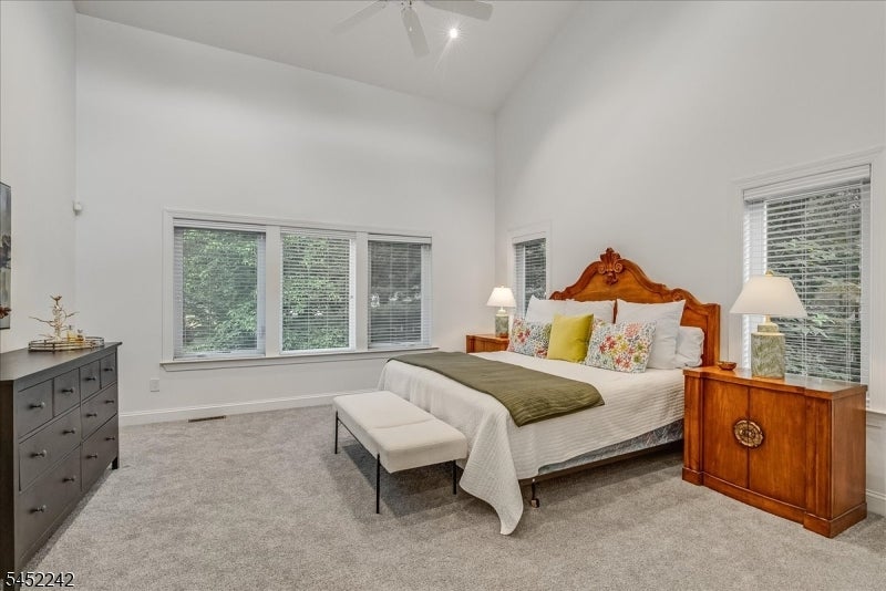 23 Erskine Dr