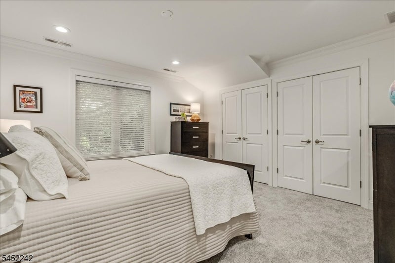 23 Erskine Dr