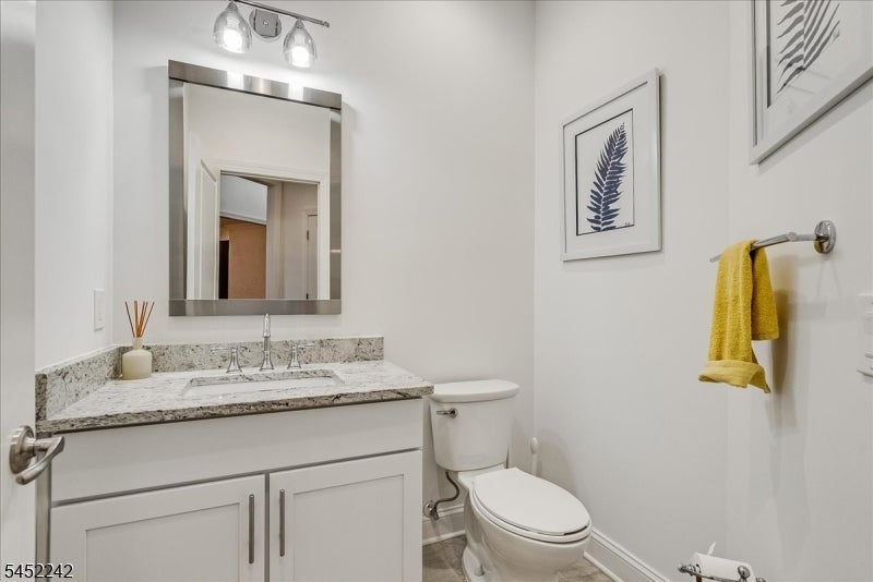 23 Erskine Dr