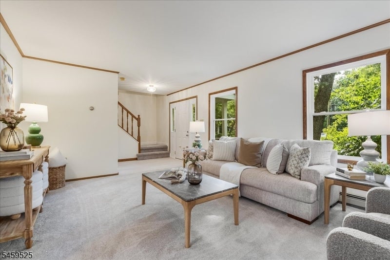 27 Seminole Ave