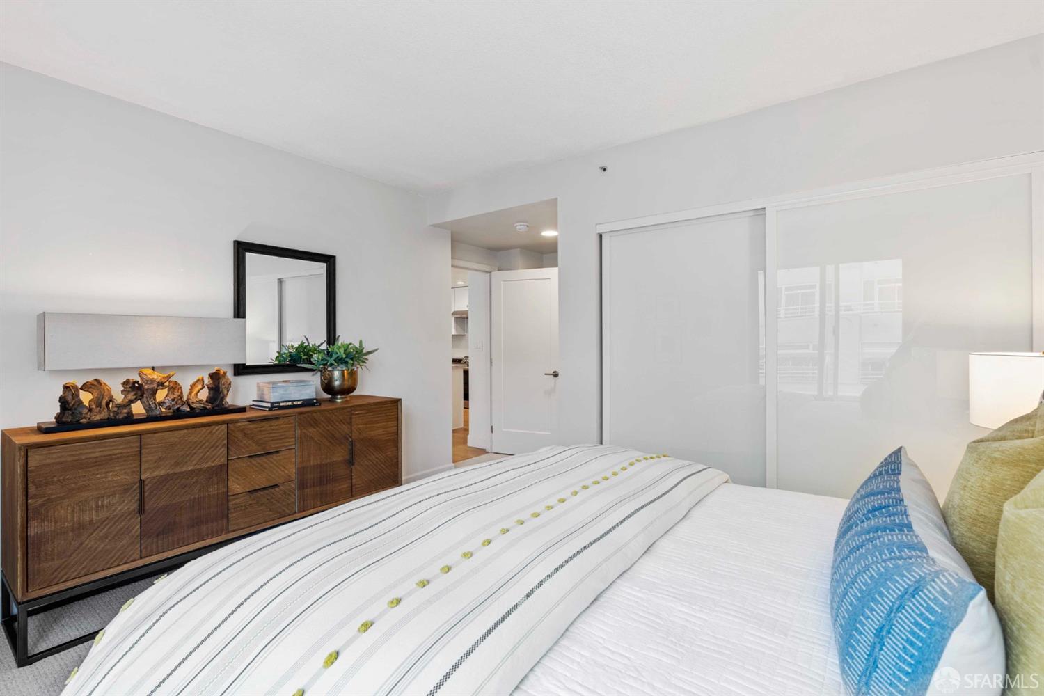 111 Chestnut Street # 409