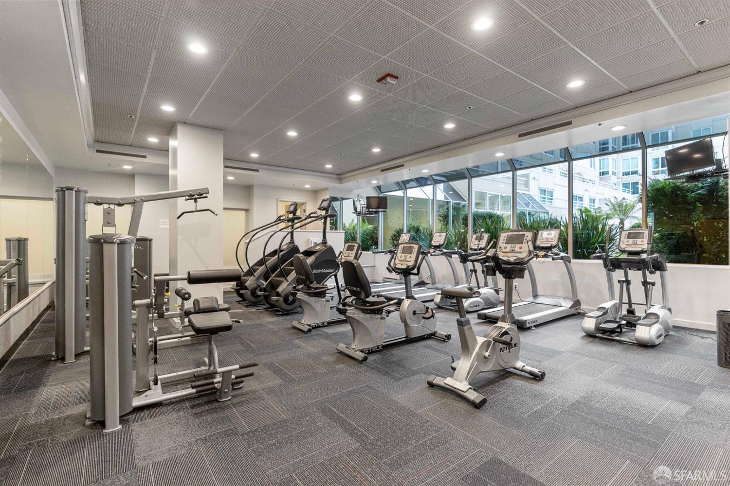 111 Chestnut Street # 409