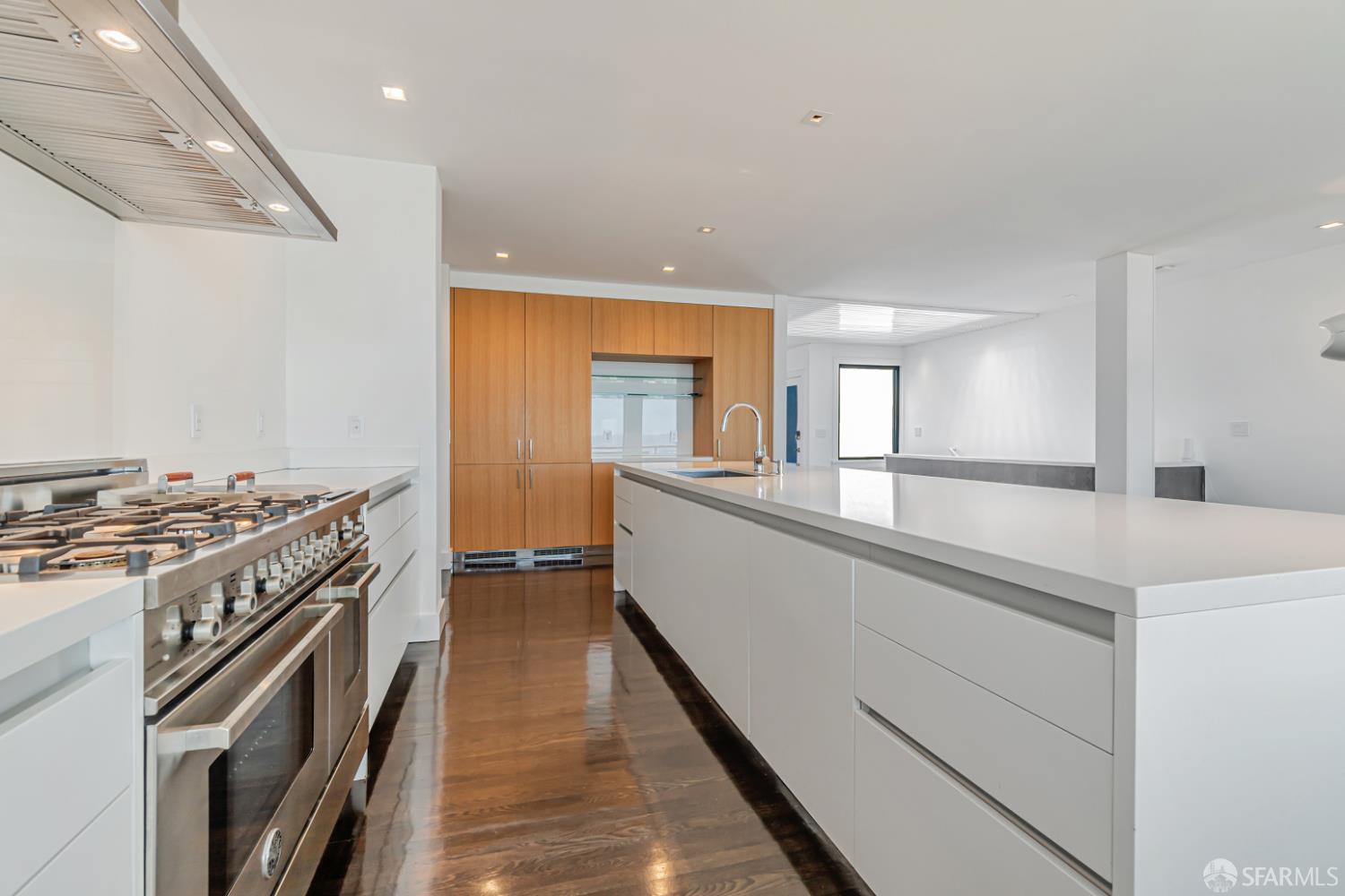 69 Uranus Terrace