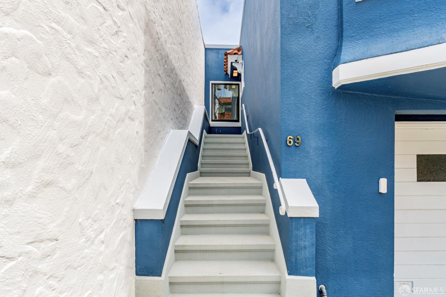 69 Uranus Terrace