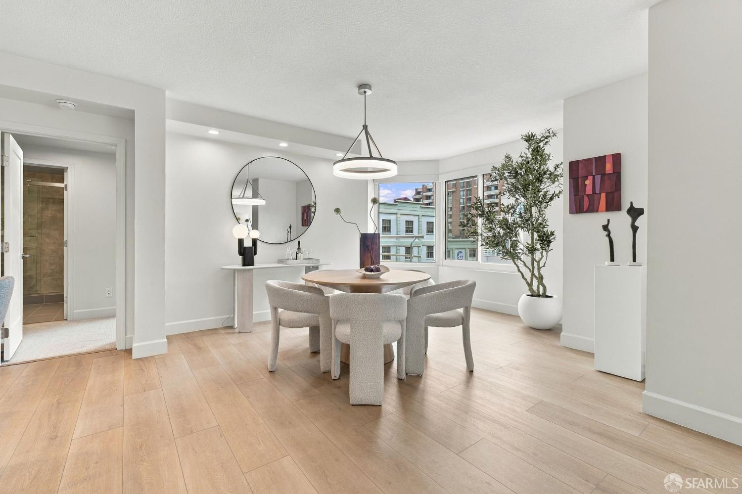 111 Chestnut Street # 409
