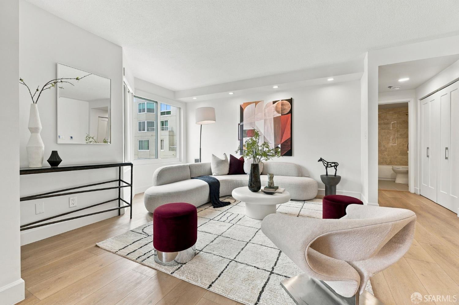 111 Chestnut Street # 409
