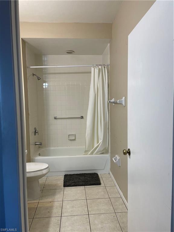 3825 Schoolhouse RD E Unit: 2