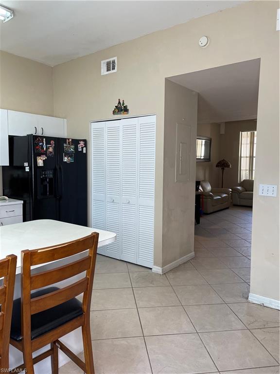 3825 Schoolhouse RD E Unit: 2