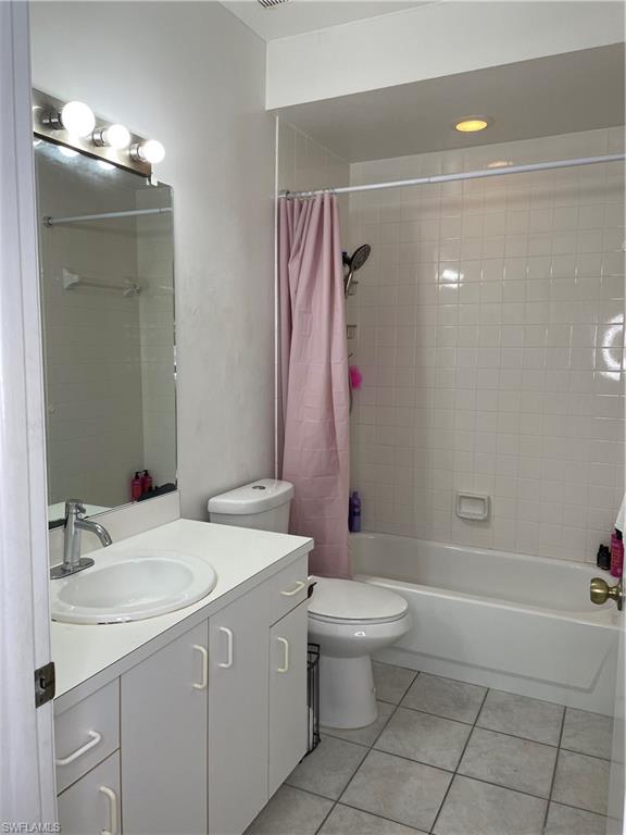 3825 Schoolhouse RD E Unit: 2