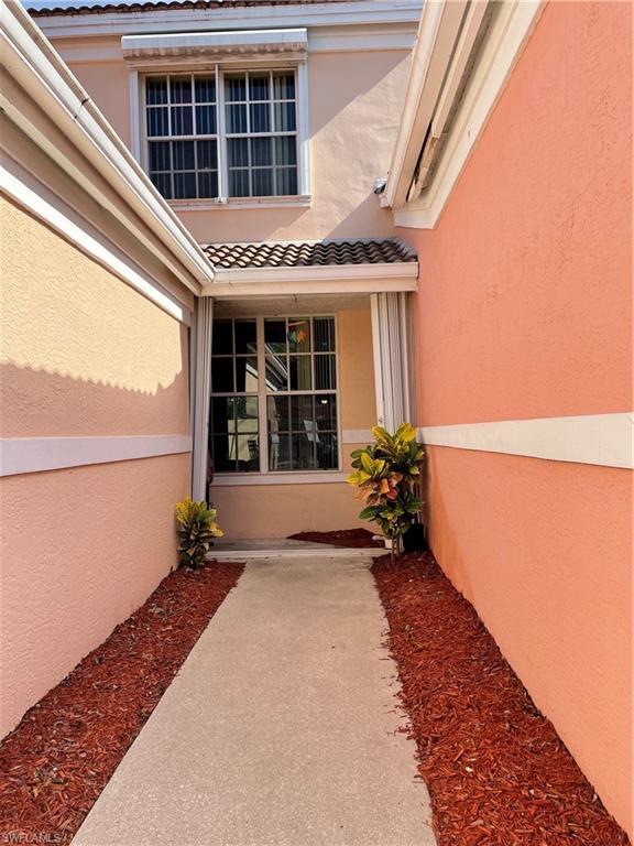 3825 Schoolhouse RD E Unit: 2