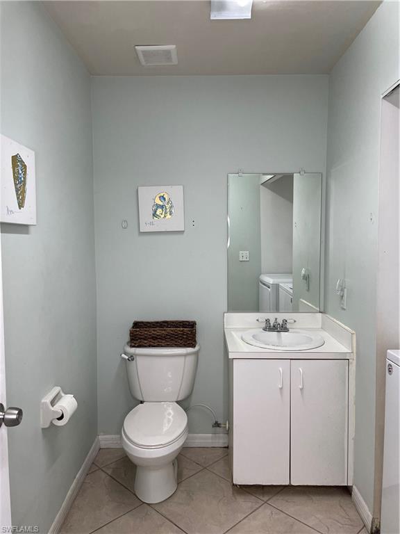 3825 Schoolhouse RD E Unit: 2