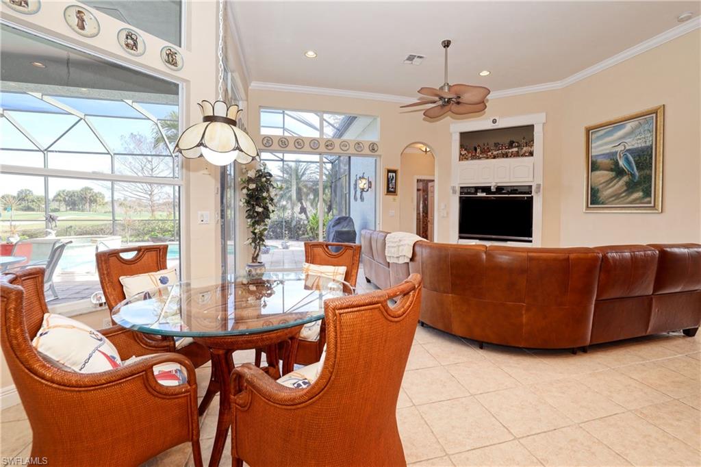 5114 Castlerock WAY