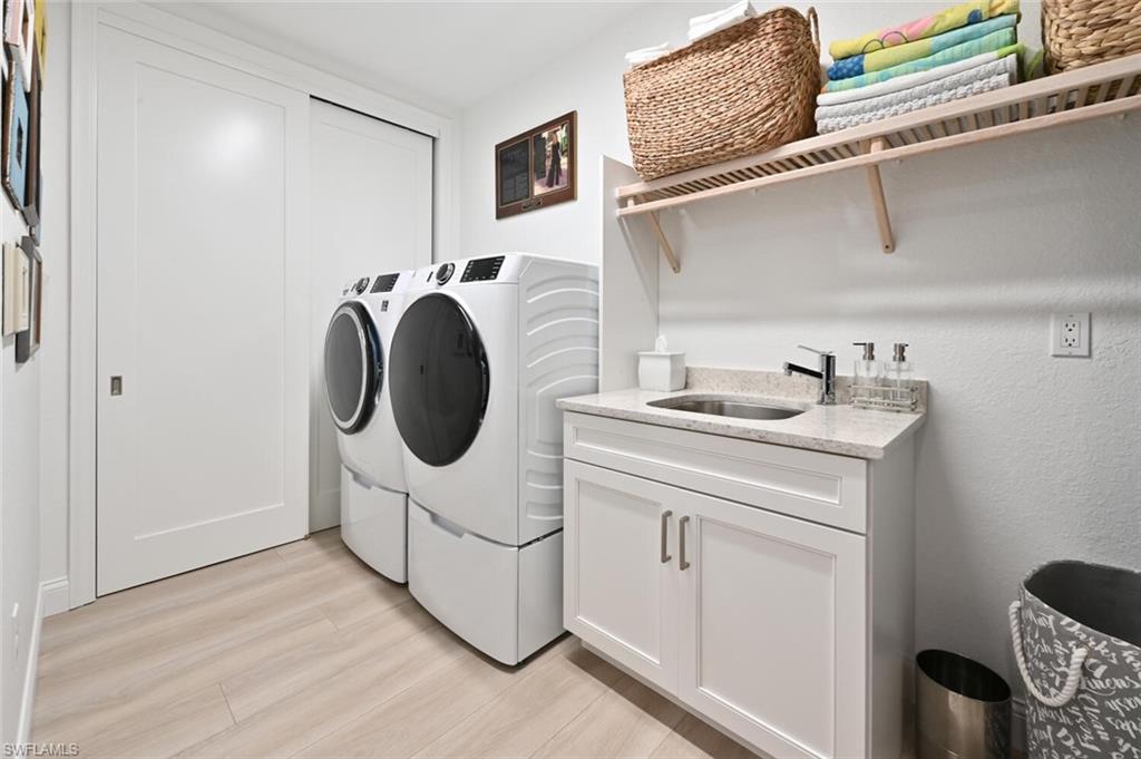 4745 Stratford CT Unit: 2302