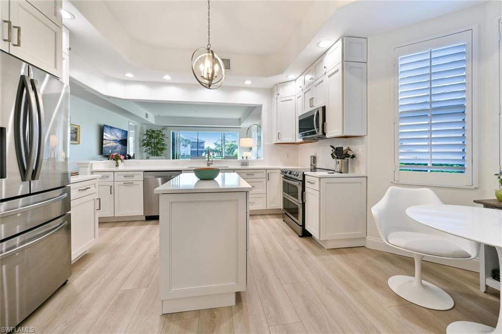 4745 Stratford CT Unit: 2302
