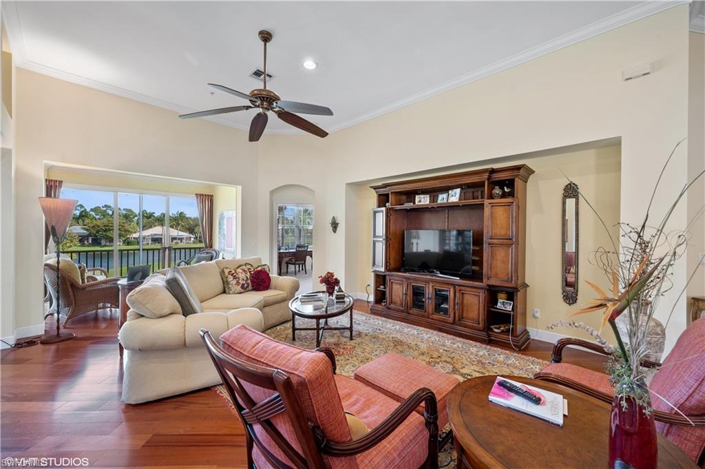 1680 Winding Oaks WAY Unit: 1-202