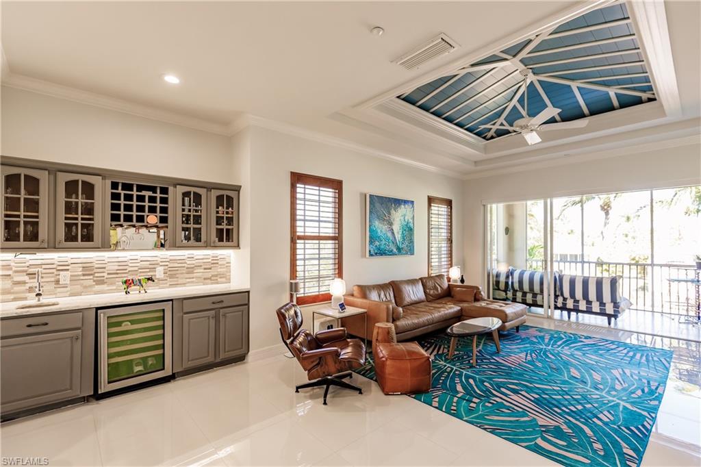 1481 Chesapeake AVE Unit: 1