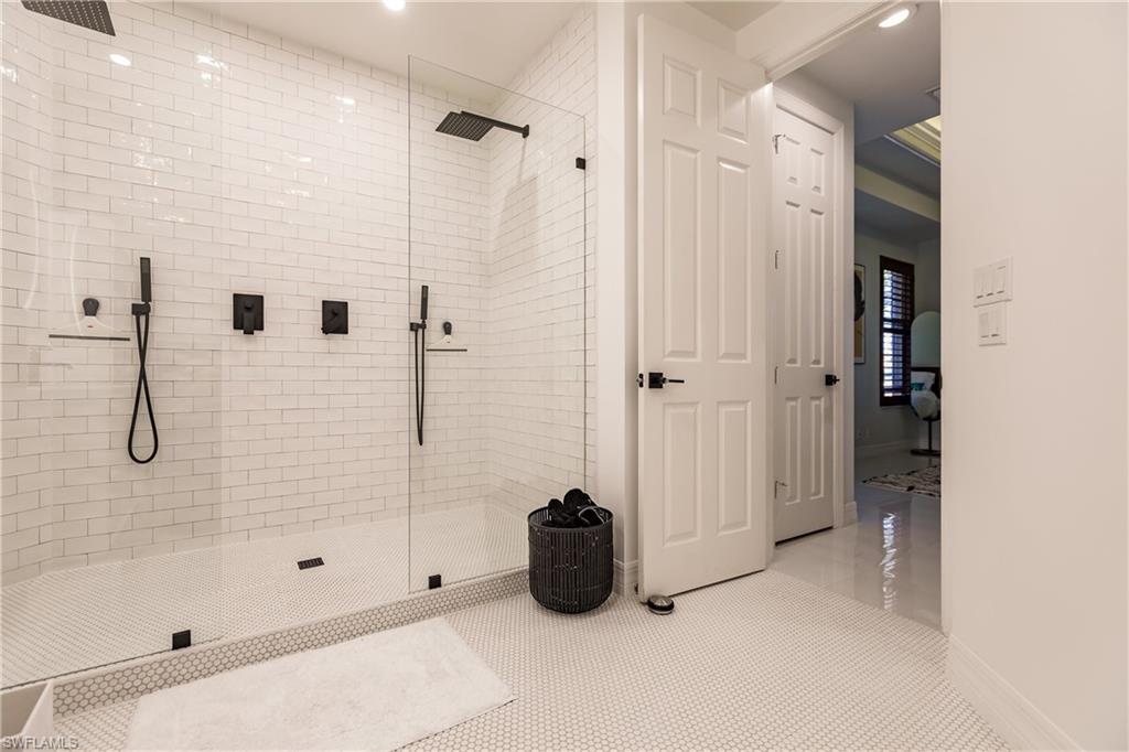 1481 Chesapeake AVE Unit: 1