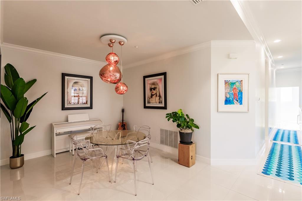 1481 Chesapeake AVE Unit: 1