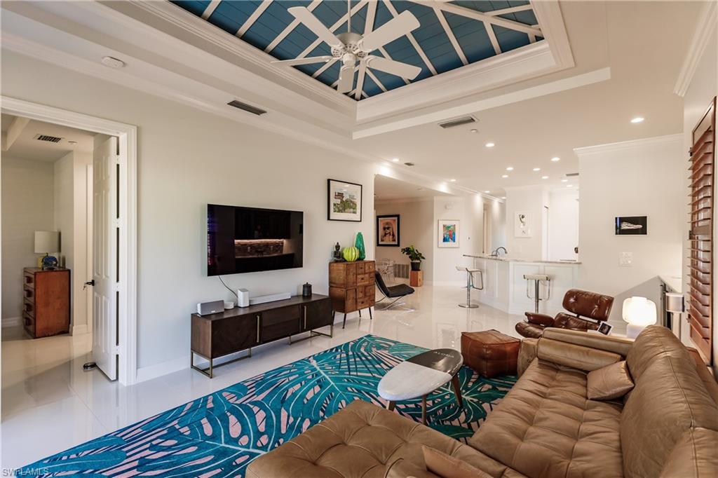 1481 Chesapeake AVE Unit: 1