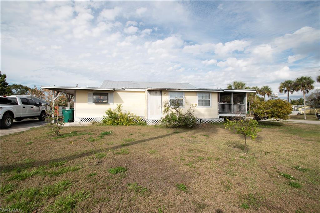 1195 Chokoloskee DR