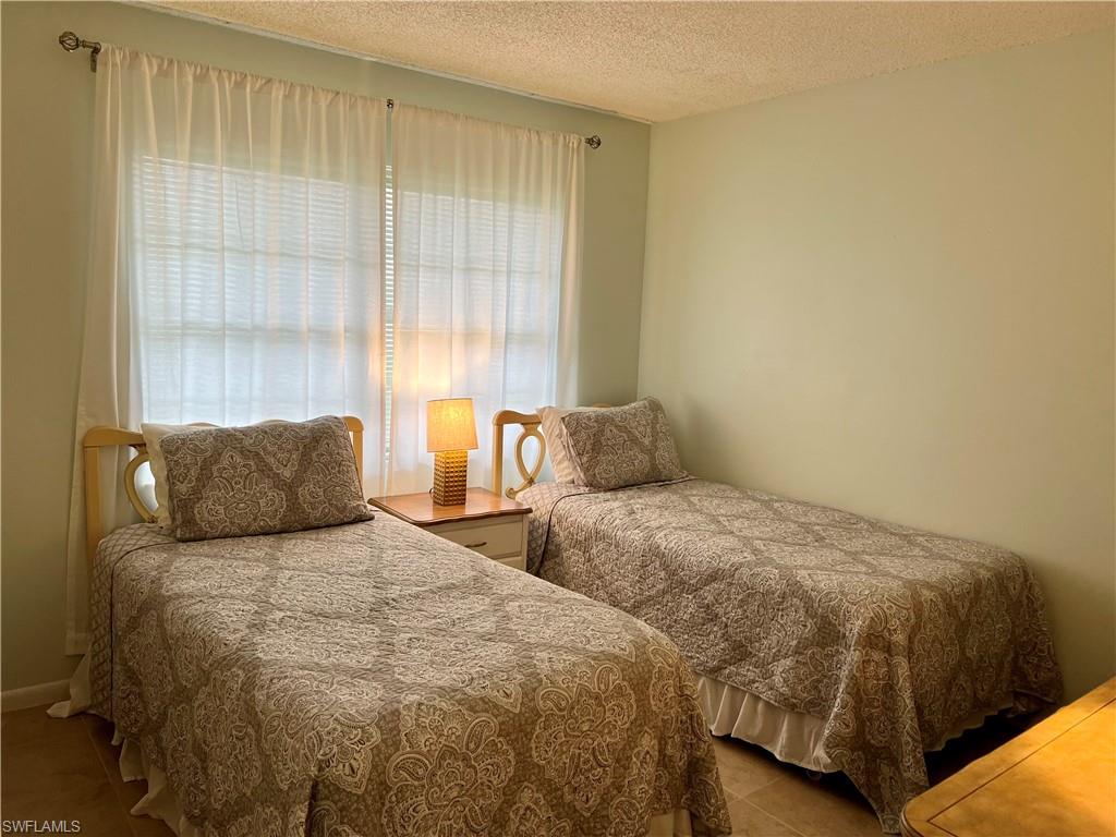 5 High Point CIR W Unit: 201