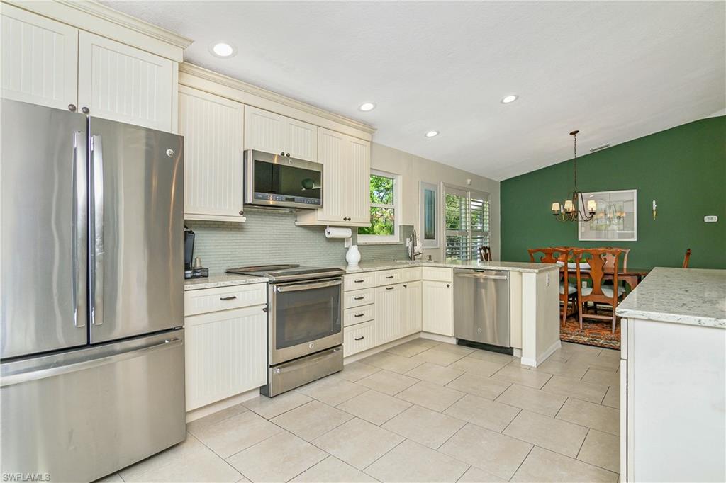 347 Emerald Bay CIR Unit: S7