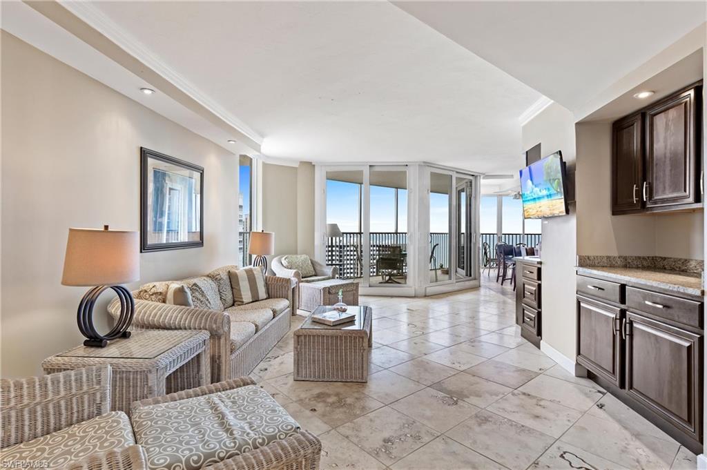 4041 Gulf Shore BLVD N Unit: 1802