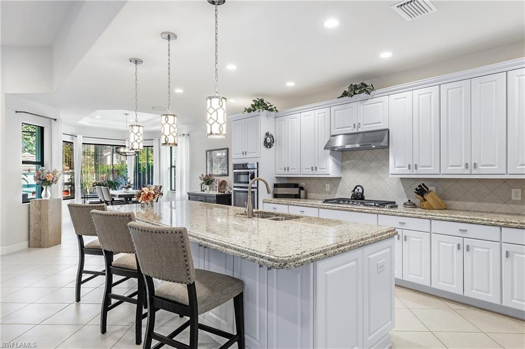 10077 Florence CIR