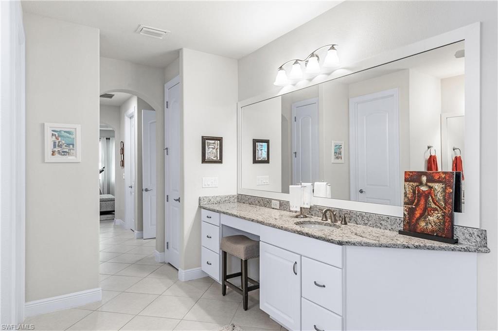 10077 Florence CIR