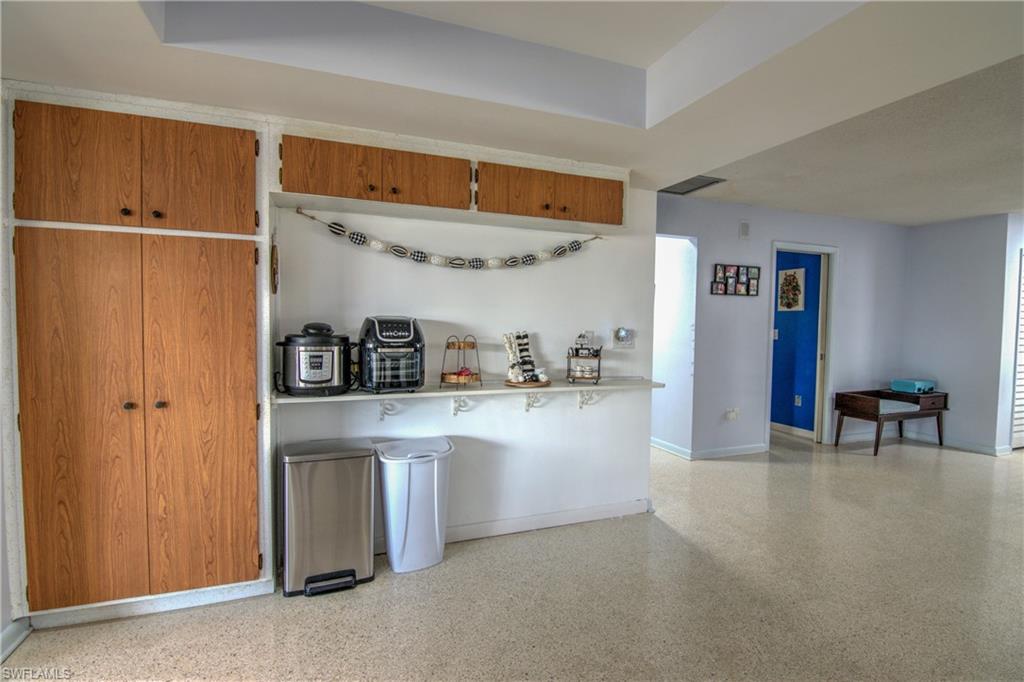 4930 Viceroy ST Unit: A-B