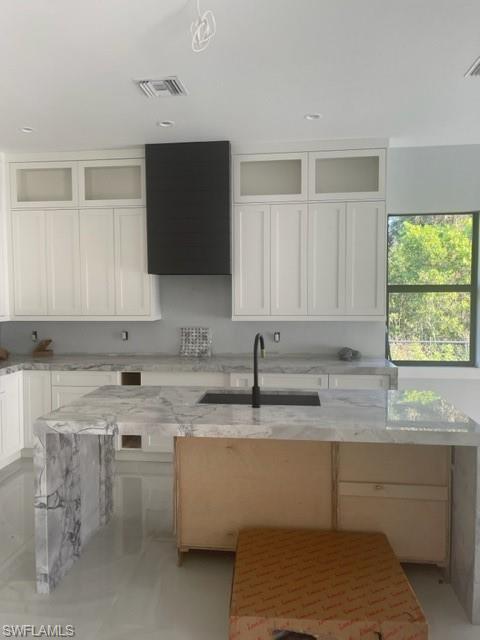 1122 Golden Gate BLVD W