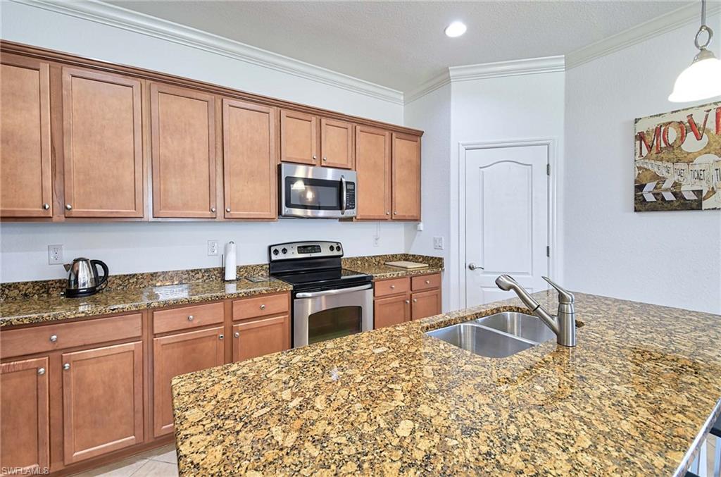 7959 Princeton DR