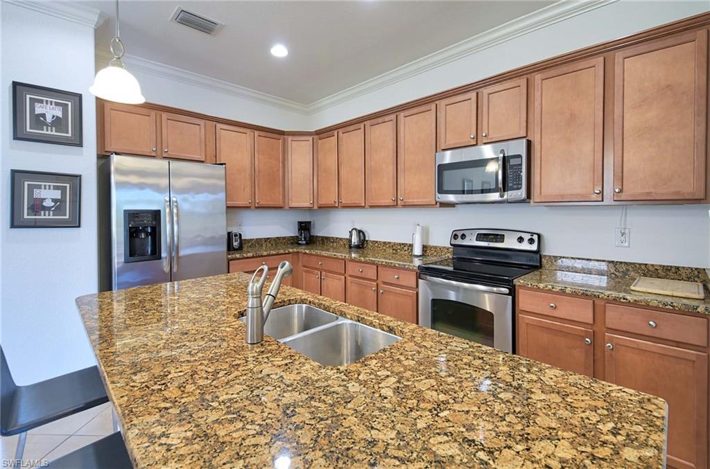 7959 Princeton DR