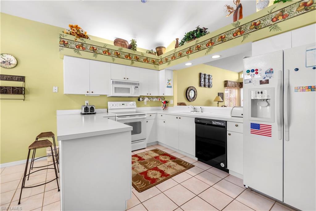 156 Lady Palm DR
