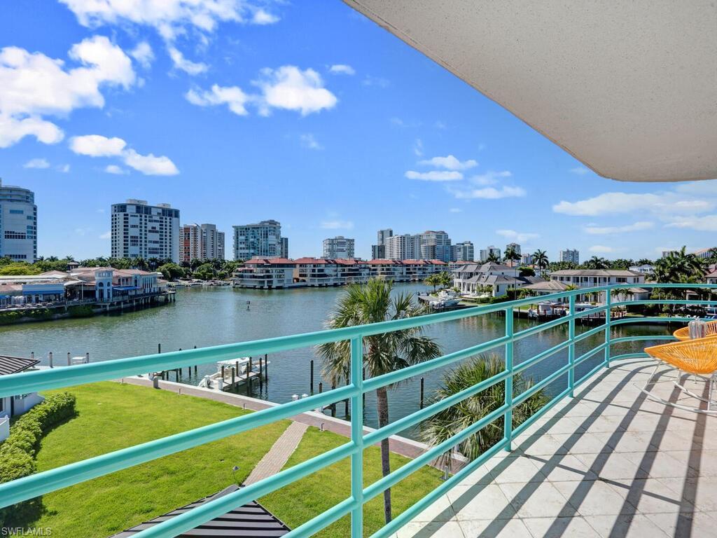 255 Park Shore DR Unit: 3-344