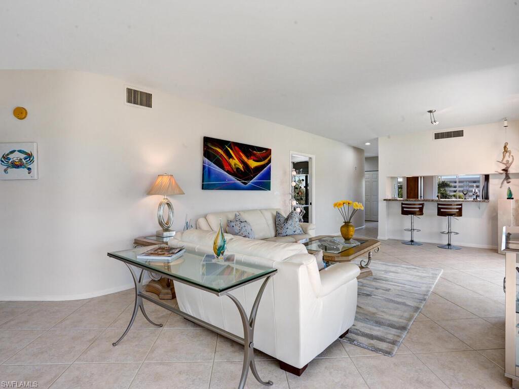 255 Park Shore DR Unit: 3-344