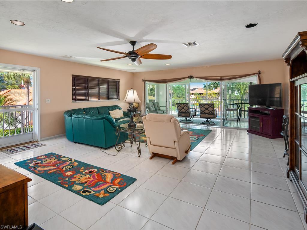 920 Collier CT Unit: A3
