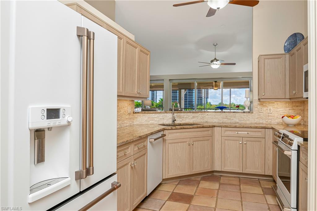 340 Horse Creek DR Unit: 501