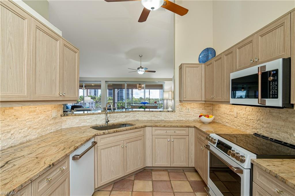340 Horse Creek DR Unit: 501