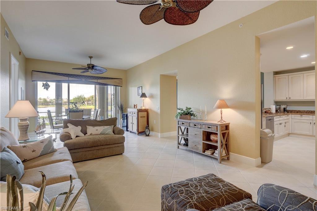 9234 Tesoro LN Unit: 3-102