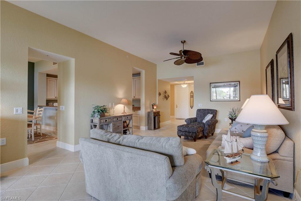 9234 Tesoro LN Unit: 3-102