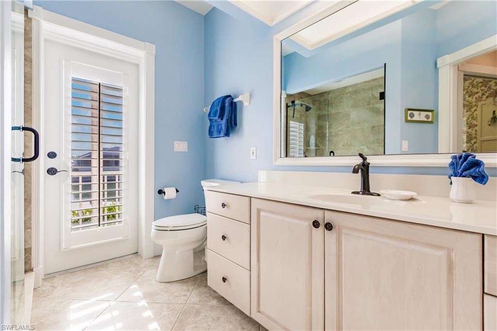 816 Amazon CT