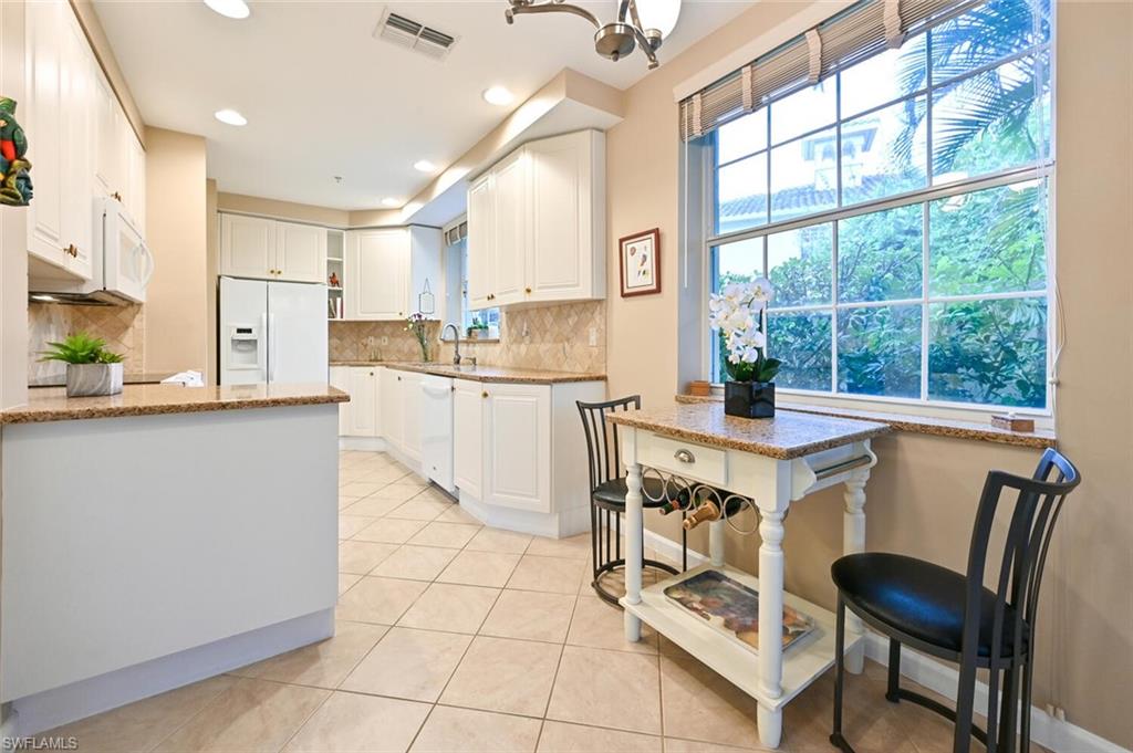 3945 Deer Crossing CT Unit: 101
