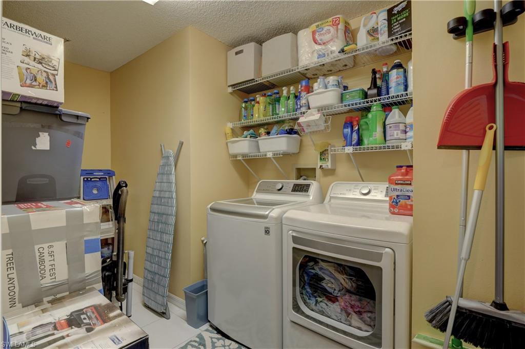 256 Deerwood CIR Unit: 10
